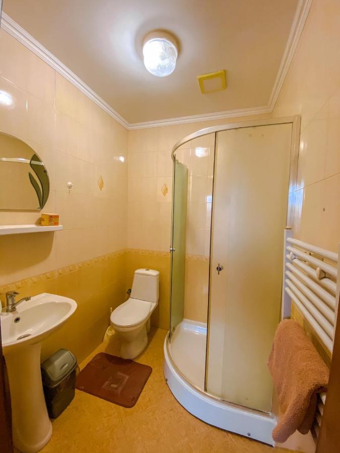 Domashnya Saduba Hotel Mukacheve Ngoại thất bức ảnh